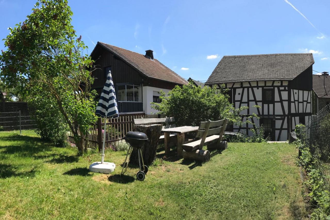 Haus Innerdorf Gemuetliches Ferienhaus Im Taunus Pohl  外观 照片